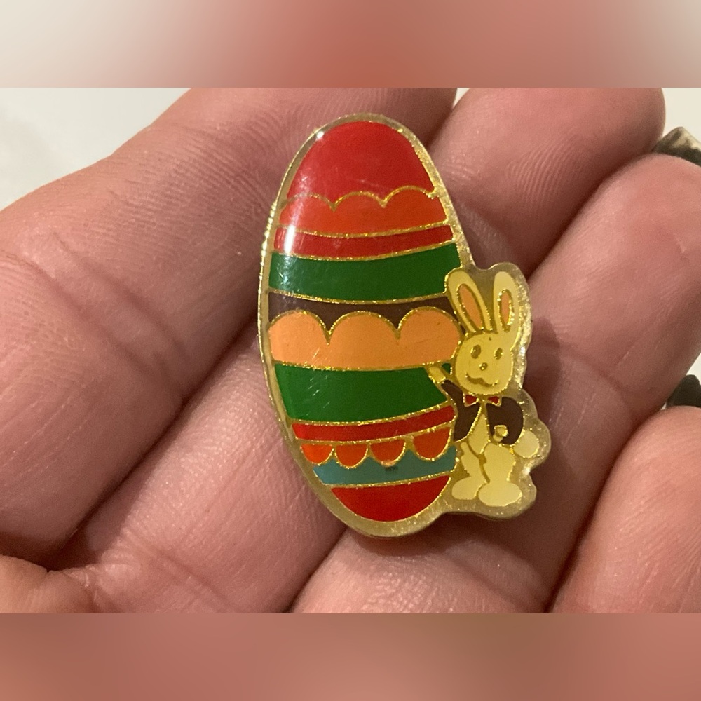 Vintage Easter Rabbit Egg Lapel Pin